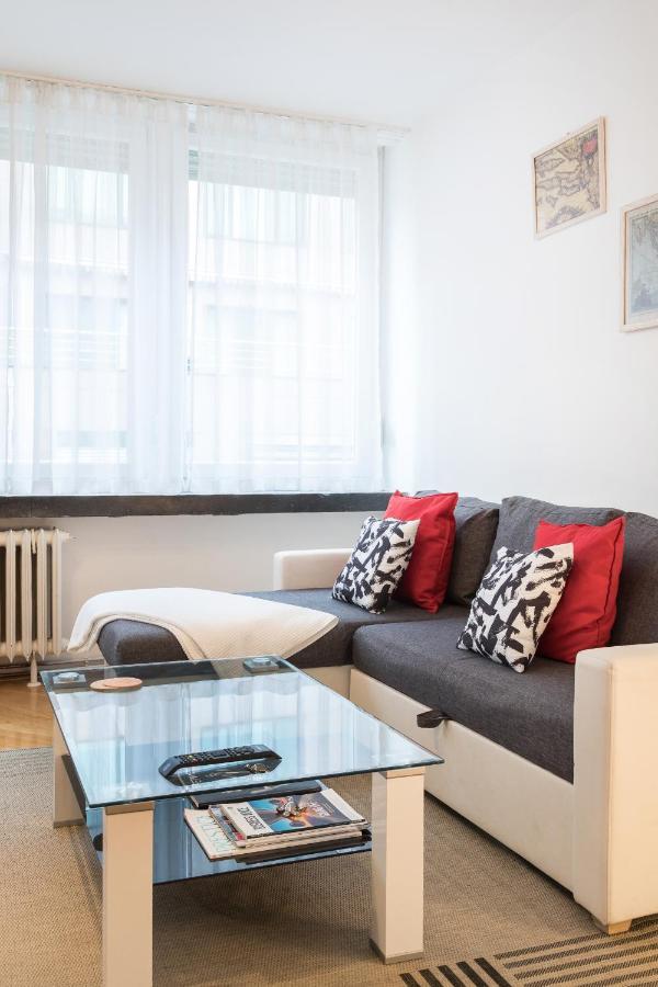 Modern Apartment Few Steps From Main Square! ザグレブ エクステリア 写真