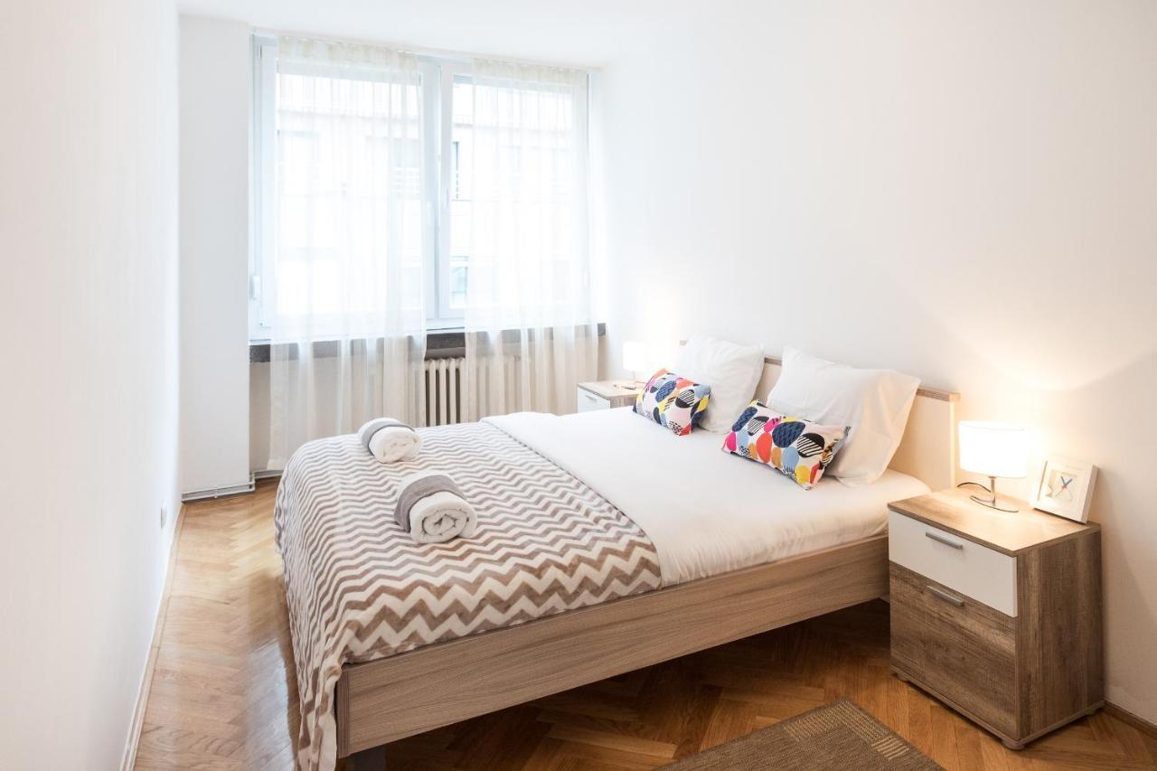 Modern Apartment Few Steps From Main Square! ザグレブ エクステリア 写真
