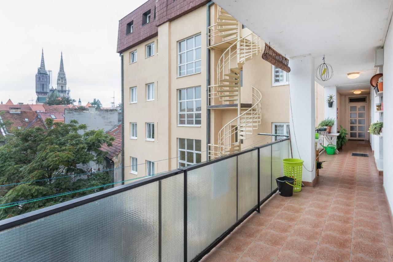 Modern Apartment Few Steps From Main Square! ザグレブ エクステリア 写真